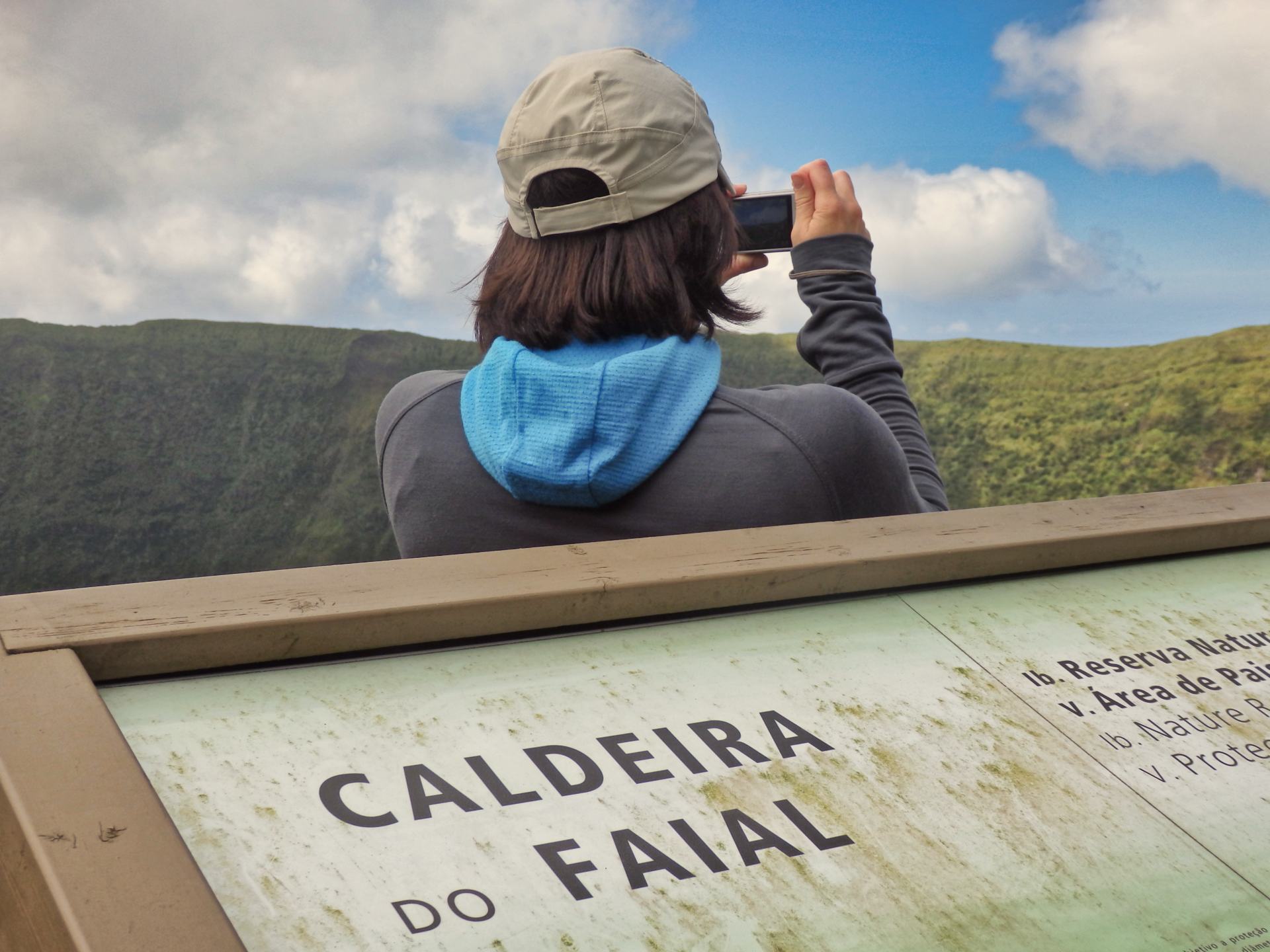 Descent into the Caldeira of Faial