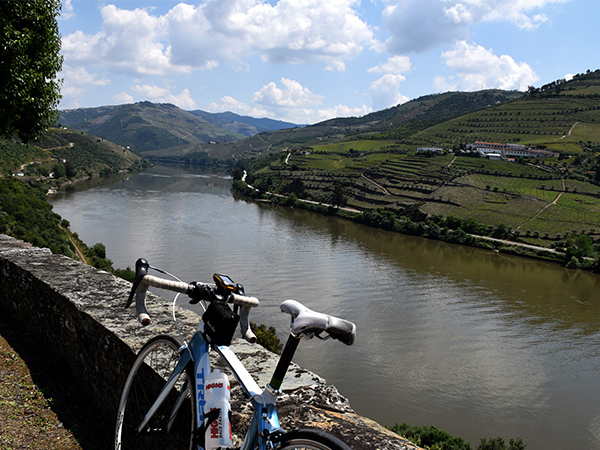 Pedal no Vale do Douro e Aldeias Históricas | Auto-guiado