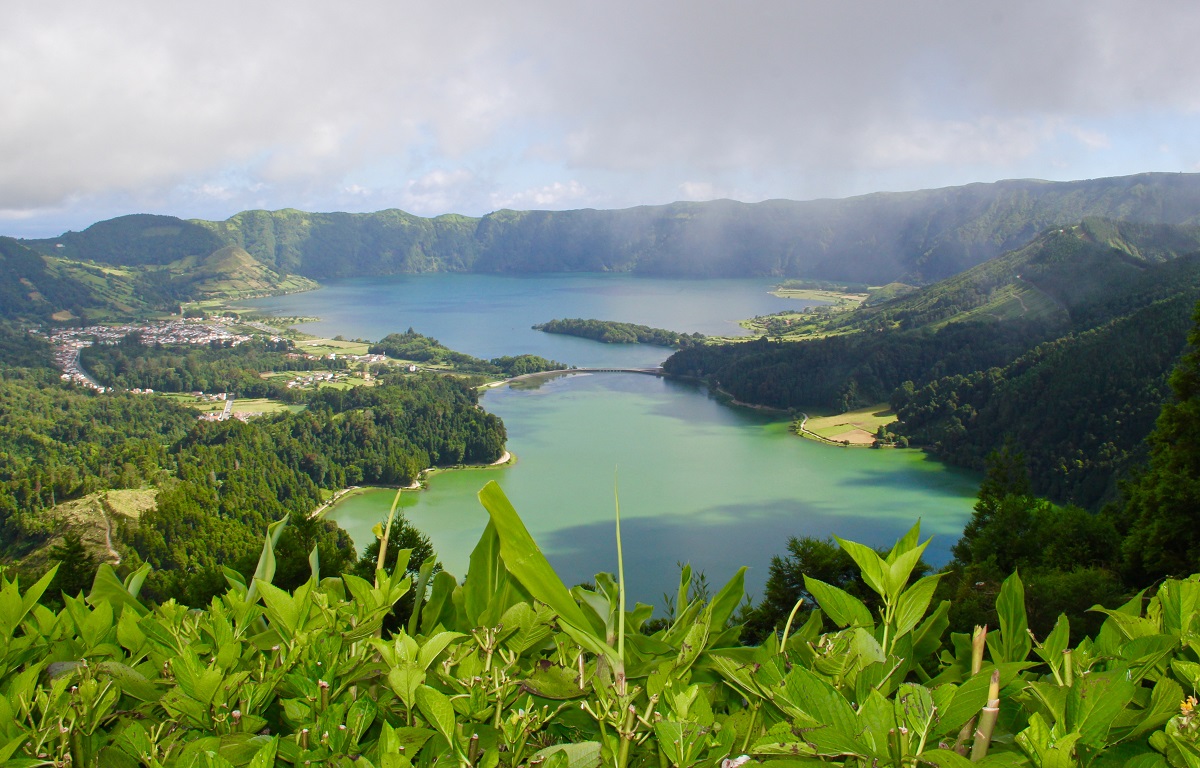 Sete Cidades ½  Dia