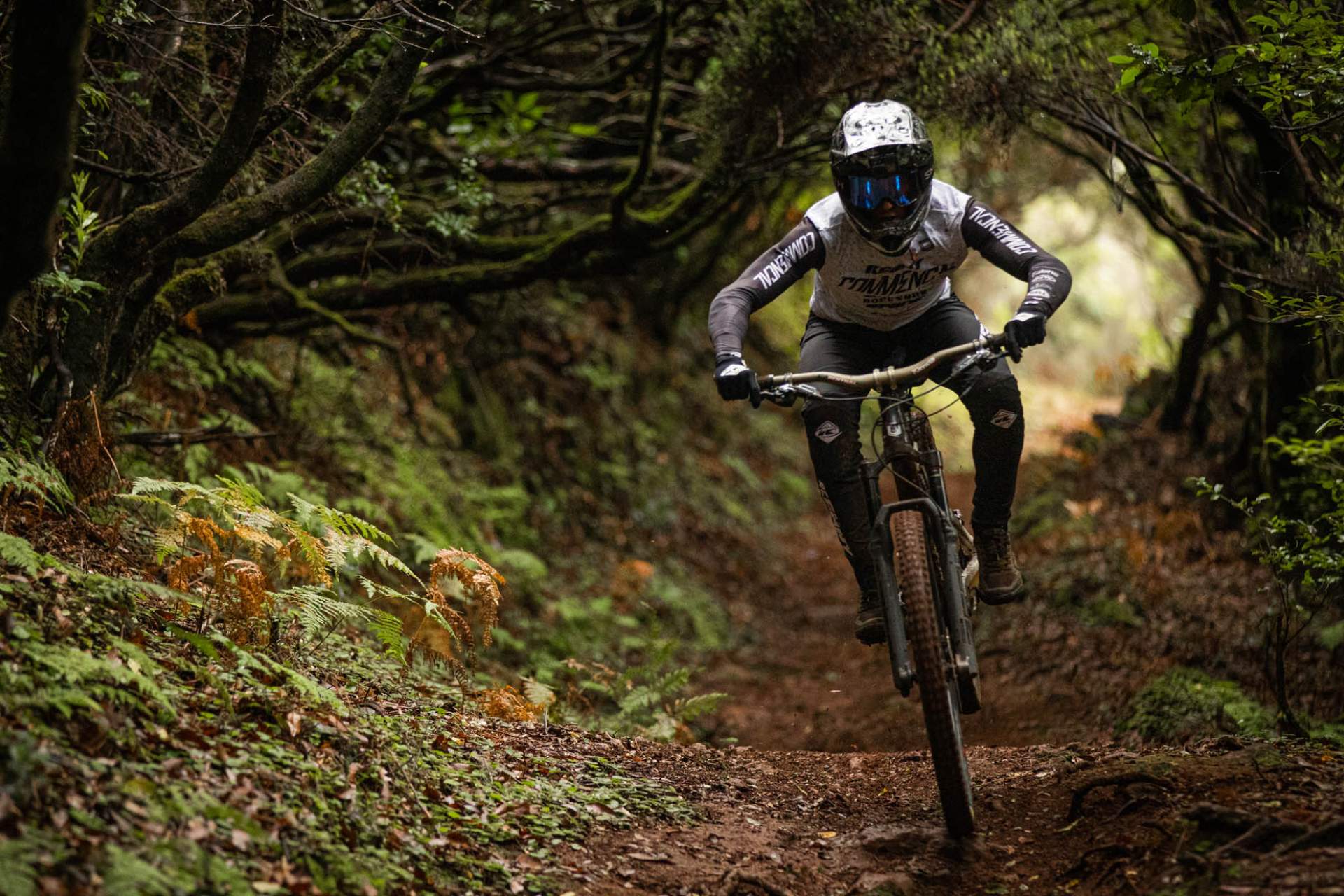 Centro de Cyclin Portugal do Porto Moniz - Madeira - Percurso 5 - Cabeço da Entroza - ENDURO