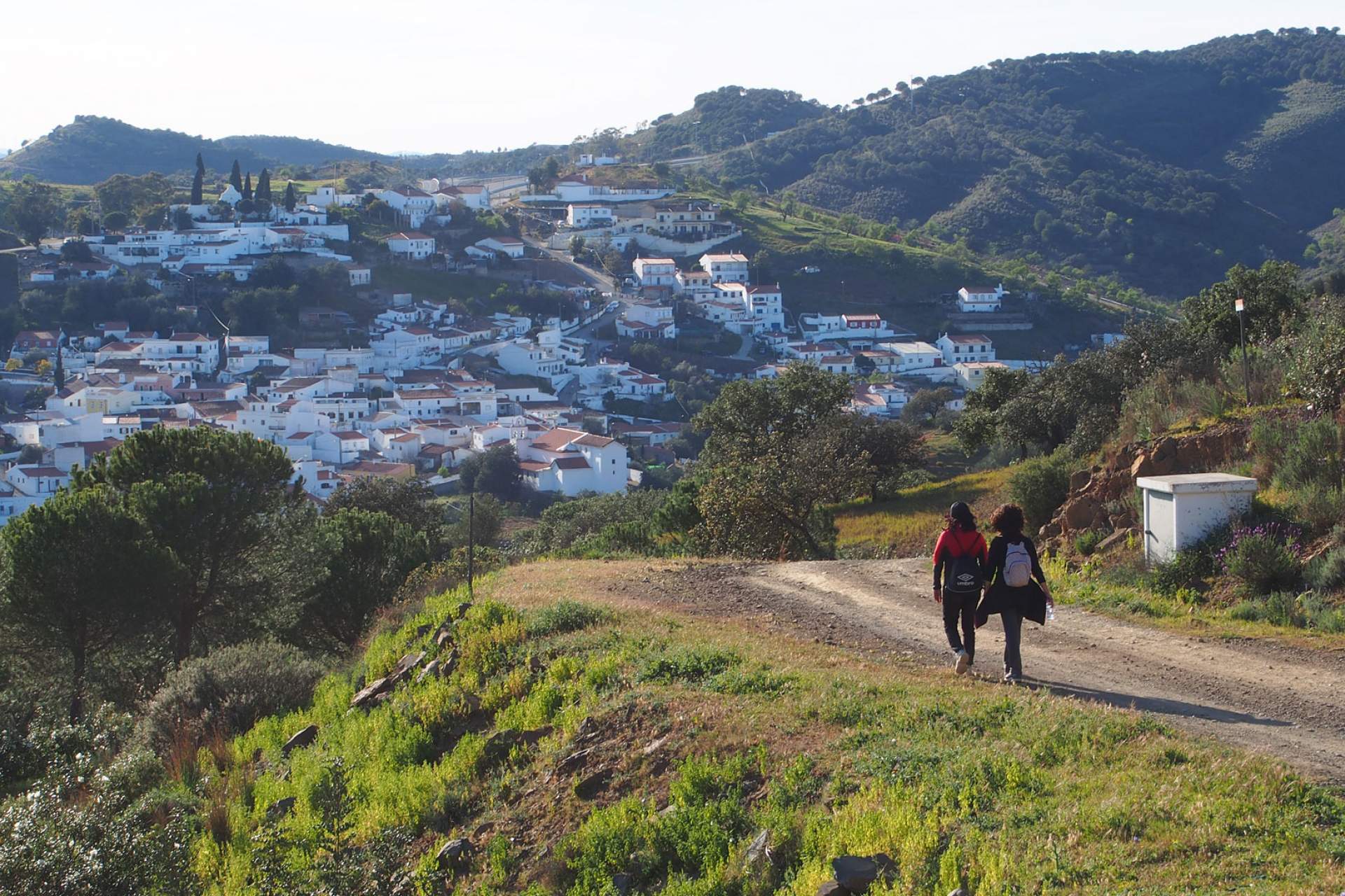 Cerro acima, cerro abaixo / Walking