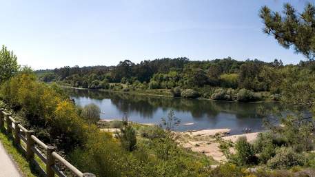Ecopista do Rio Minho / Walking