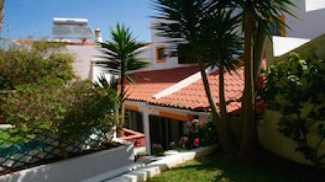 3 Marias Garden House