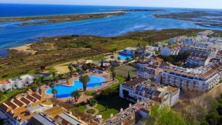 Golden Club Cabanas