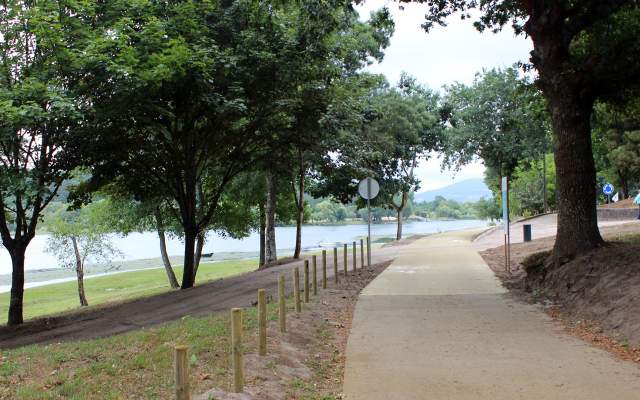 Ecopista do Rio Minho / Walking