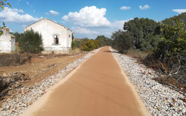 Ecopista Ramal de Reguengos / Walking